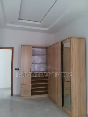 1bdrm Shared Apartment in Ologolo for rent