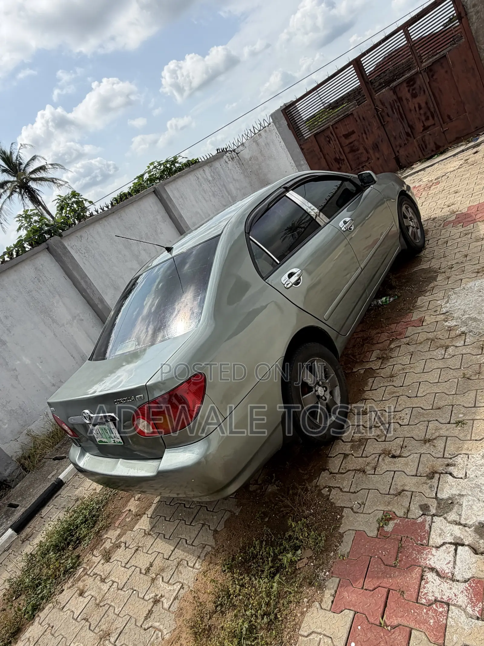 Toyota Corolla LE 2004 Silver