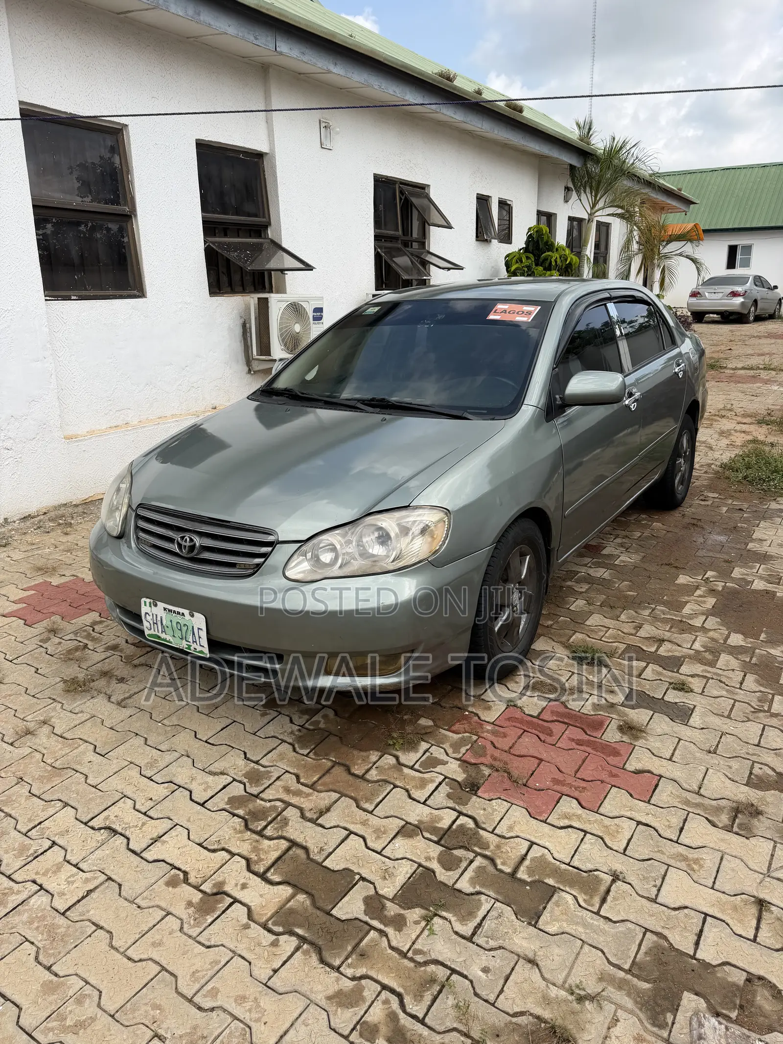 Toyota Corolla LE 2004 Silver
