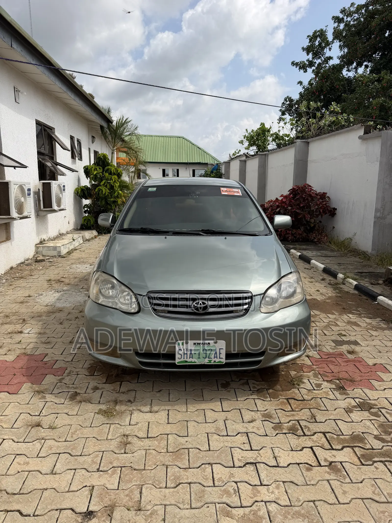 Toyota Corolla LE 2004 Silver