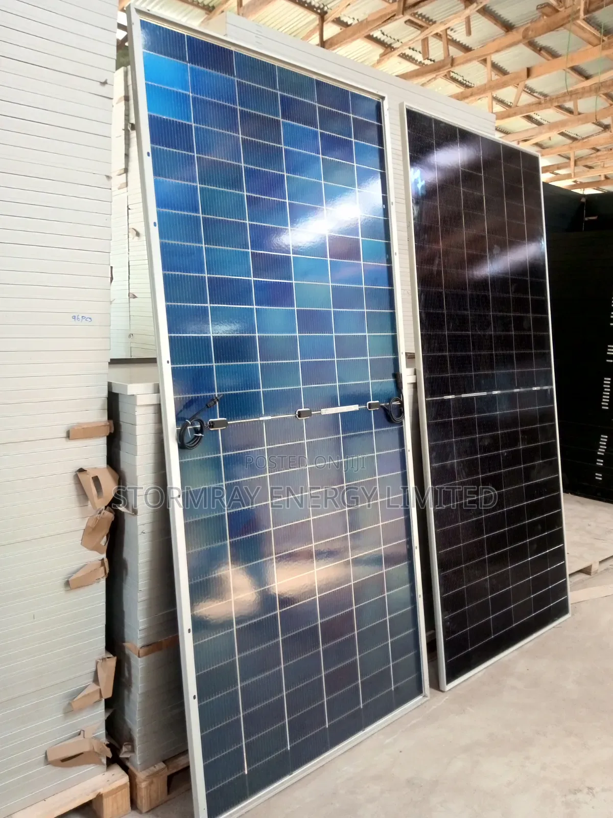 720w Jinko Bifacial Solar Panels