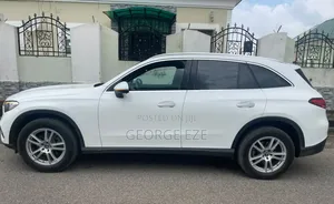 Mercedes-Benz GLC-Class GLC 300 2025 White