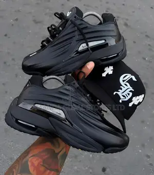 Nike Air Max Plus Drift Triple Black Sneakers