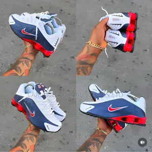 Nike Shox R4 White/Navy/Red Sneakers