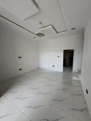 4bdrm Townhouse/Terrace in Thomas Estate for sale