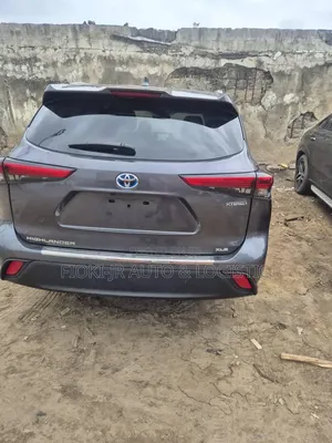 Toyota Highlander 2023 Gray