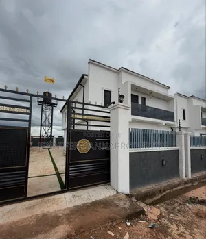 4bdrm Duplex in Enugu for sale