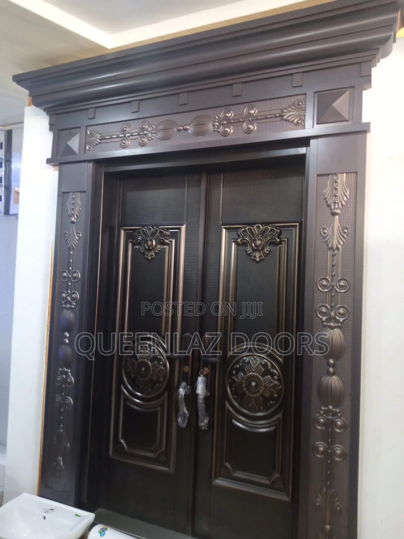 5ft Royal Cast Security Door