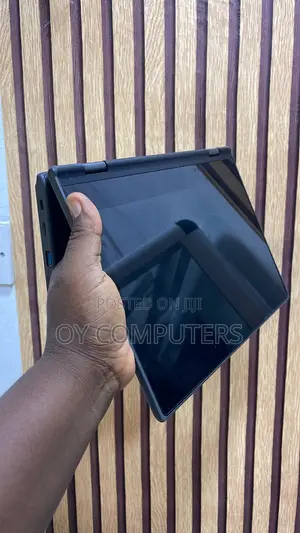 Laptop Lenovo 300e 4GB Intel Celeron SSD 60GB