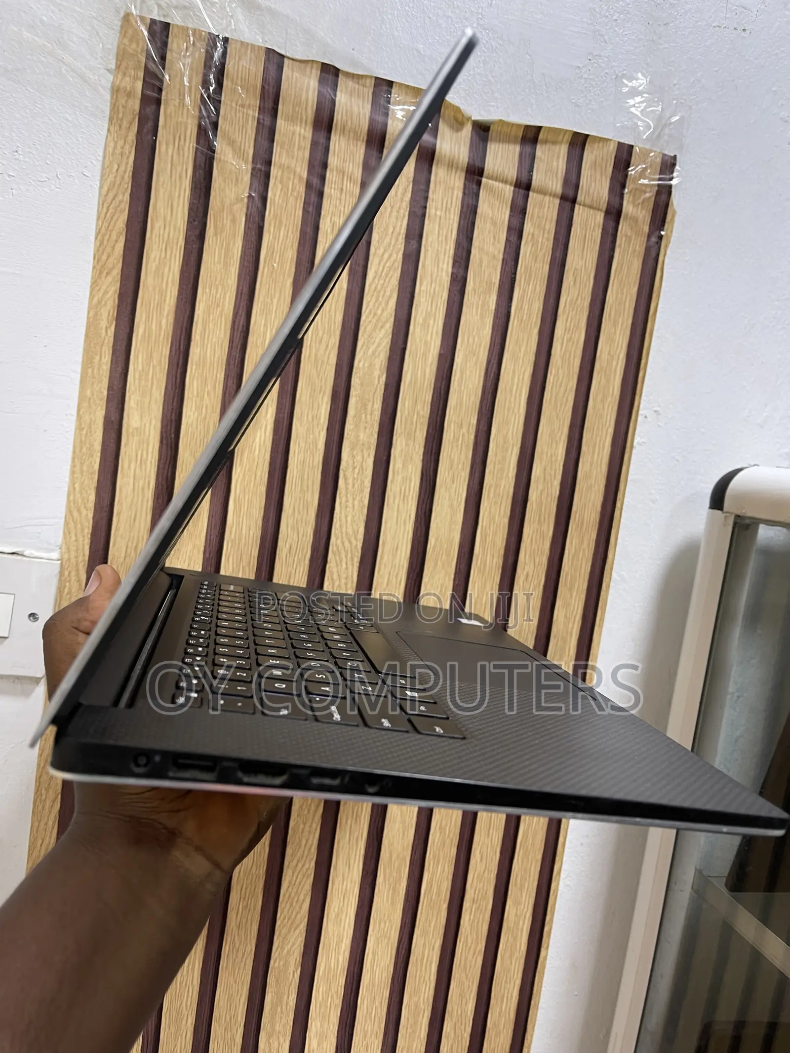 Laptop Dell Precision 15 5520 16GB Intel Core i7 SSD 512GB