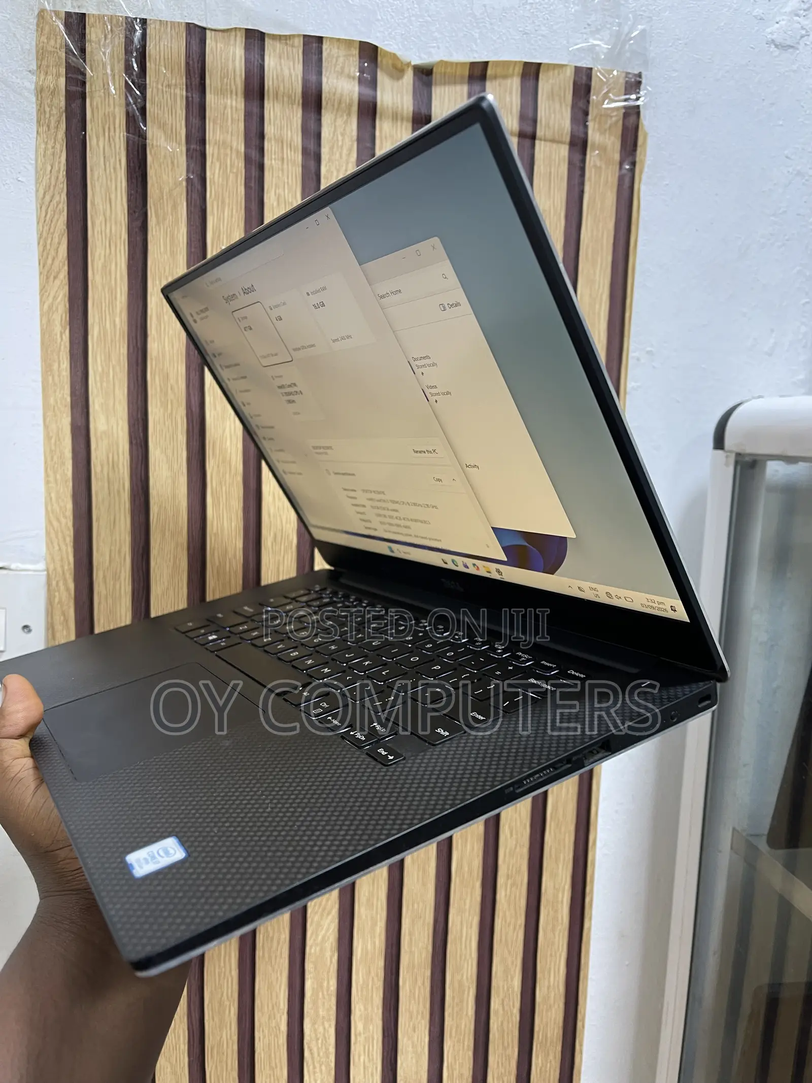 Laptop Dell Precision 15 5520 16GB Intel Core i7 SSD 512GB