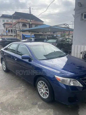 Toyota Camry 2010 Blue