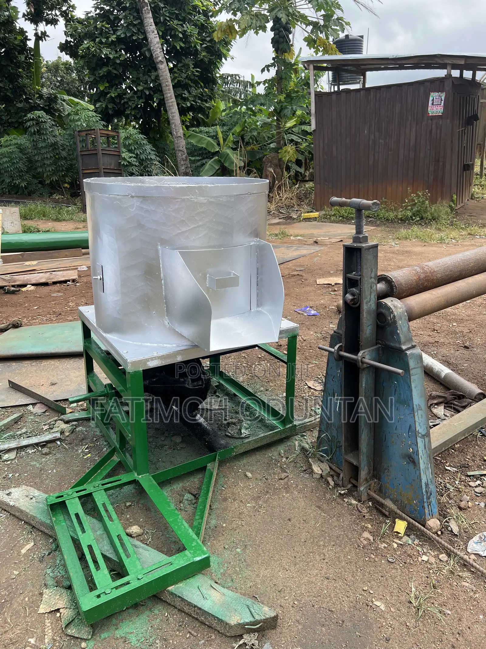 Automatic Cassava Peeler