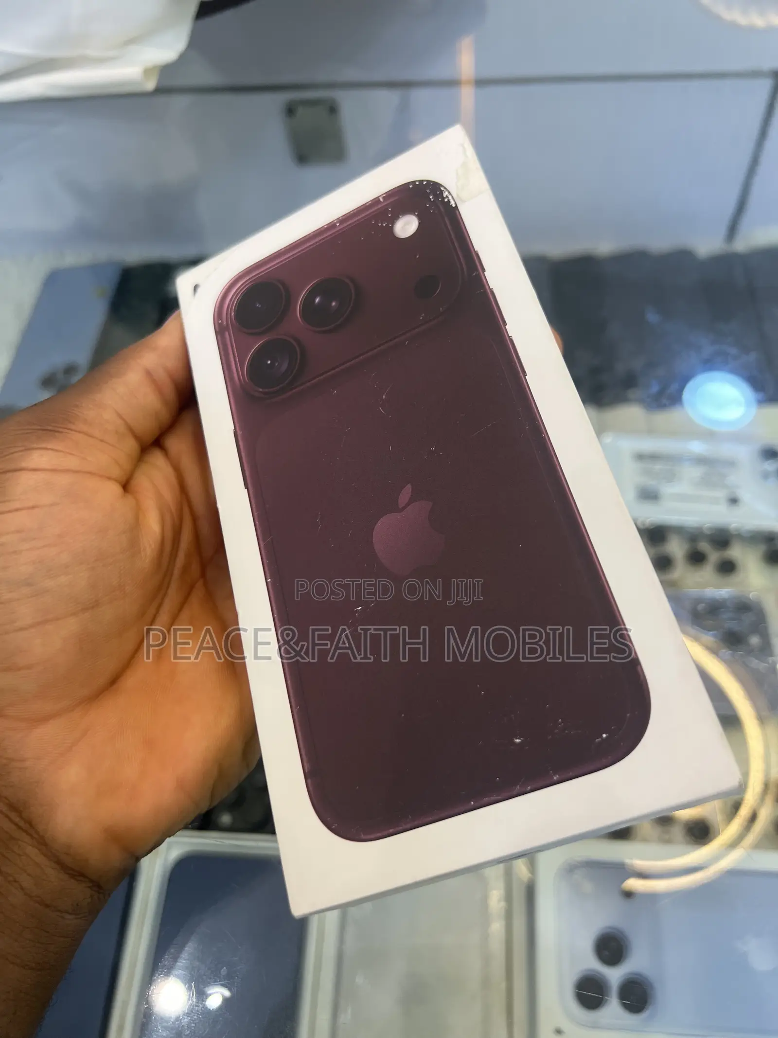New Apple iPhone 18 Pro 256 GB Red