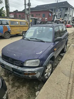 Toyota RAV4 2001 Blue