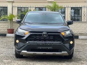 Toyota RAV4 XLE AWD 2023 Black
