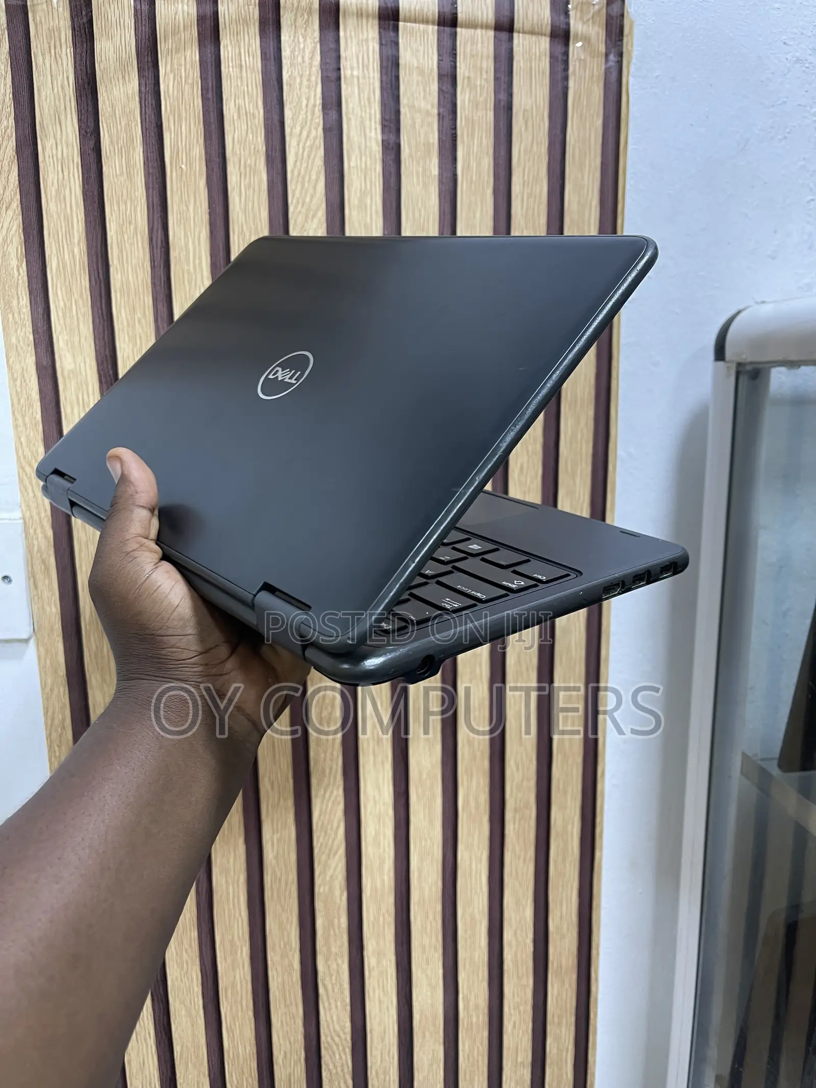 Laptop Dell Latitude 3190 2-in-1 8GB Intel Pentium SSD 128GB