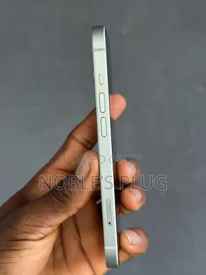 Apple iPhone 15 128 GB Green