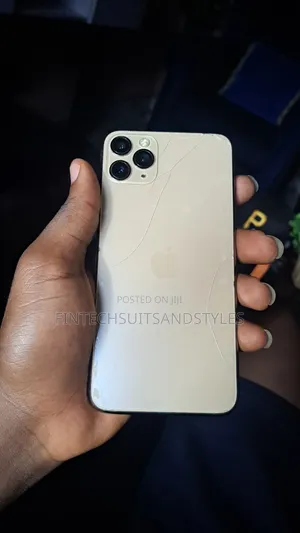 Apple iPhone 11 Pro Max 64 GB Gold