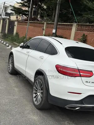 Mercedes-Benz GLC-Class 2017 White