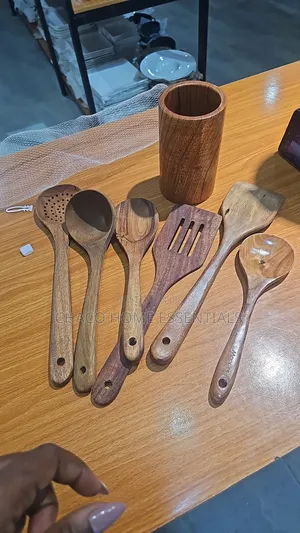 7-Piece Wooden Cooking Utensils Set With Holder
