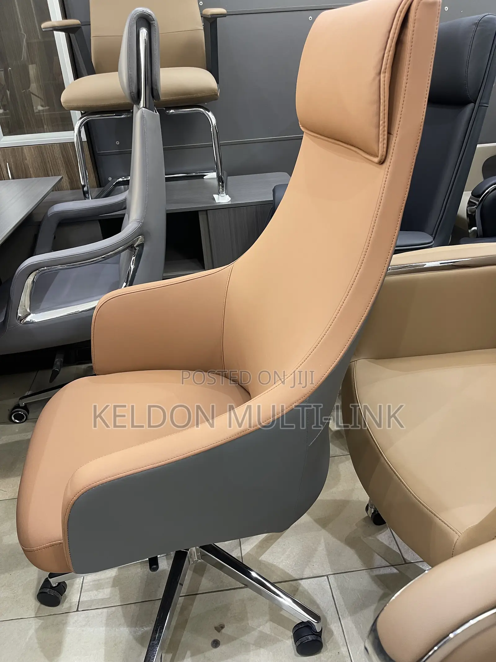 Executive Swivel Office Chair