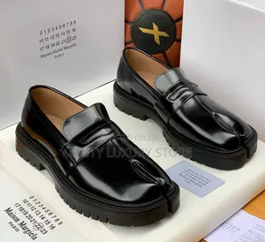 High Quality Luxury Maison Margiela Tabi Genuine Leather Loafer Shoe