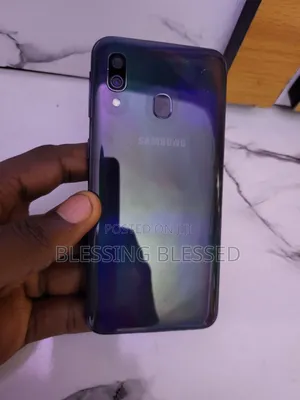 Samsung Galaxy A40 64 GB Black