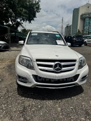 Mercedes-Benz GLK-Class 350 4MATIC 2014 White