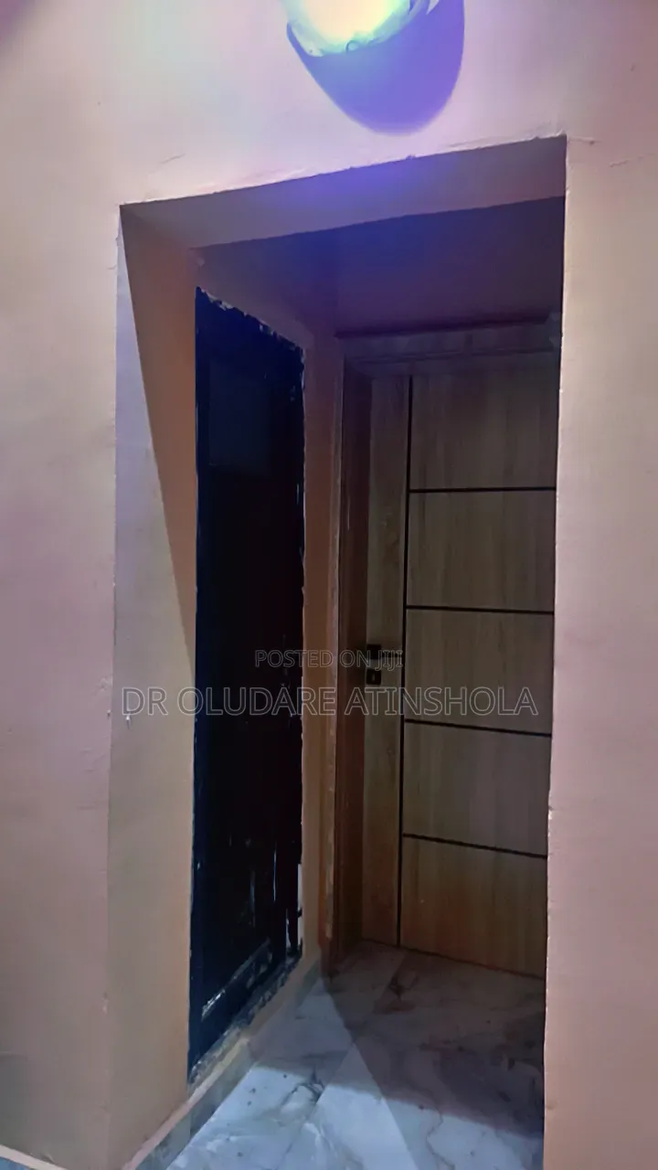 Furnished Room and Parlour