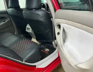 Toyota Camry LE 4dr Sedan (2.4L 4cyl 5A) 2009 Red