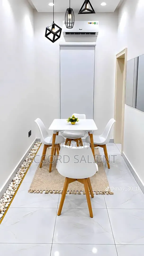 Single Seater Chair/Stool