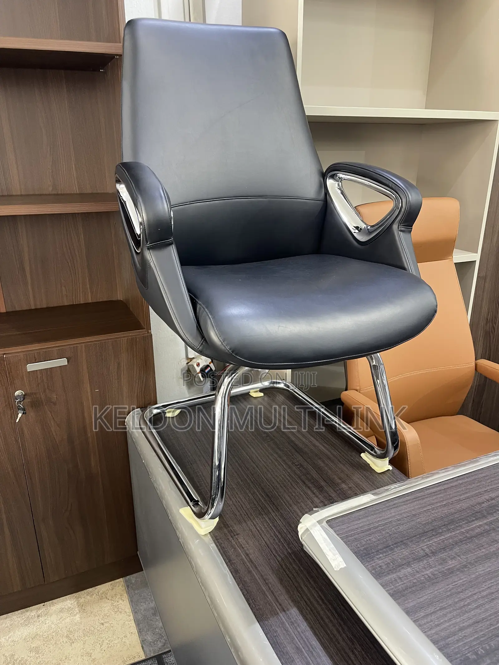 Executive Visitor Chair