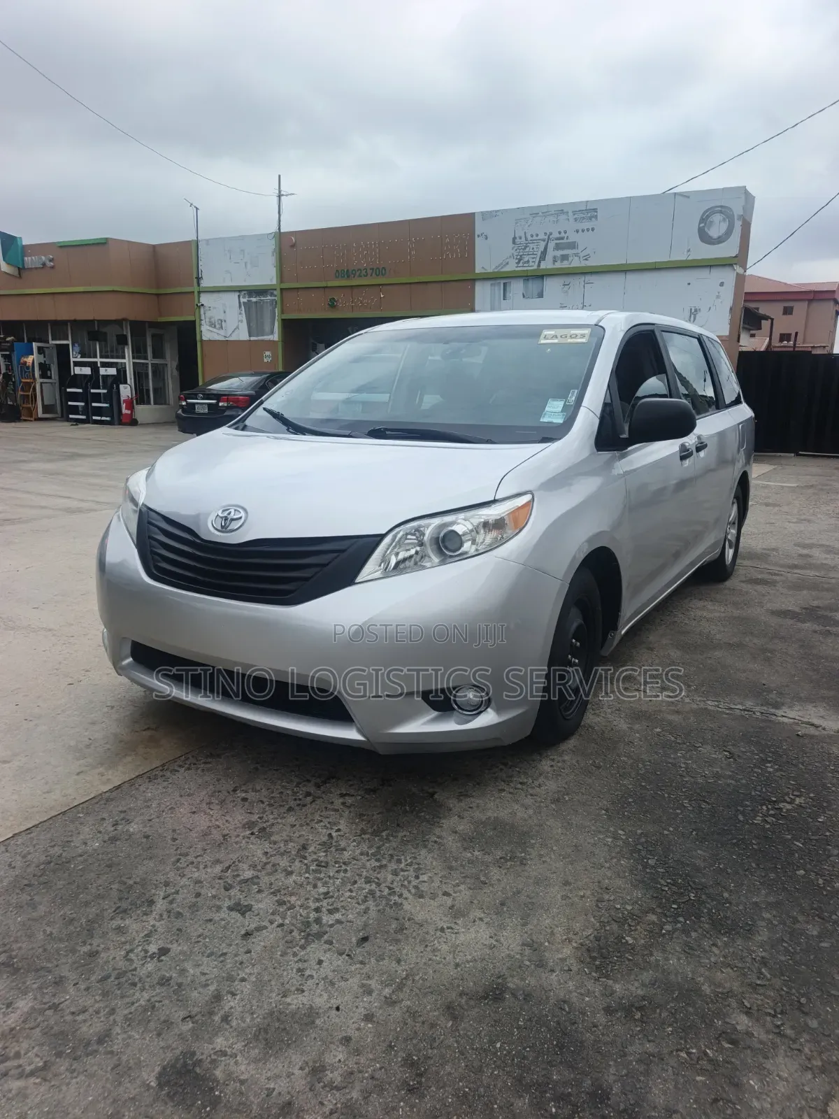 Toyota Sienna 2015 Silver