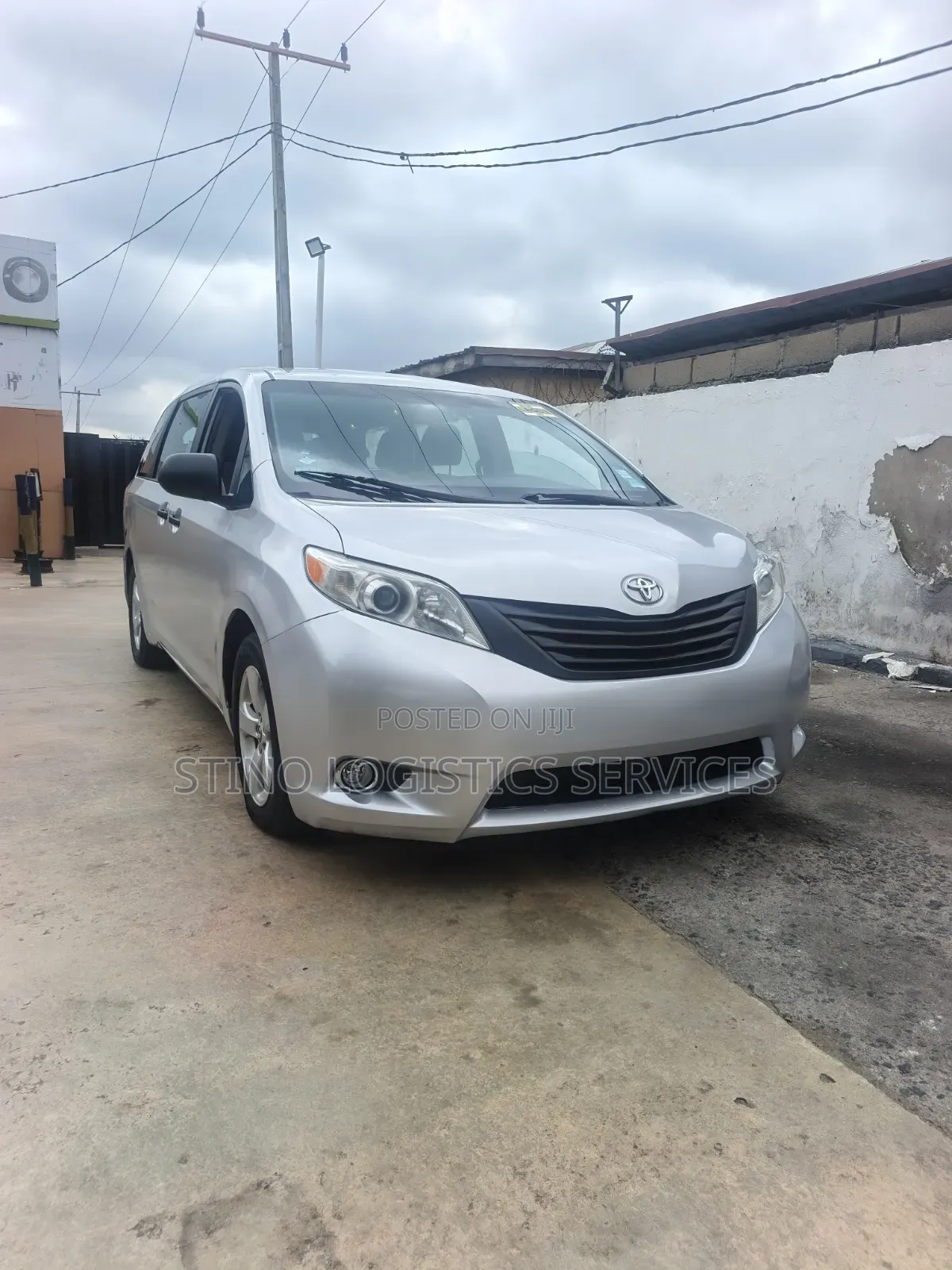 Toyota Sienna 2015 Silver
