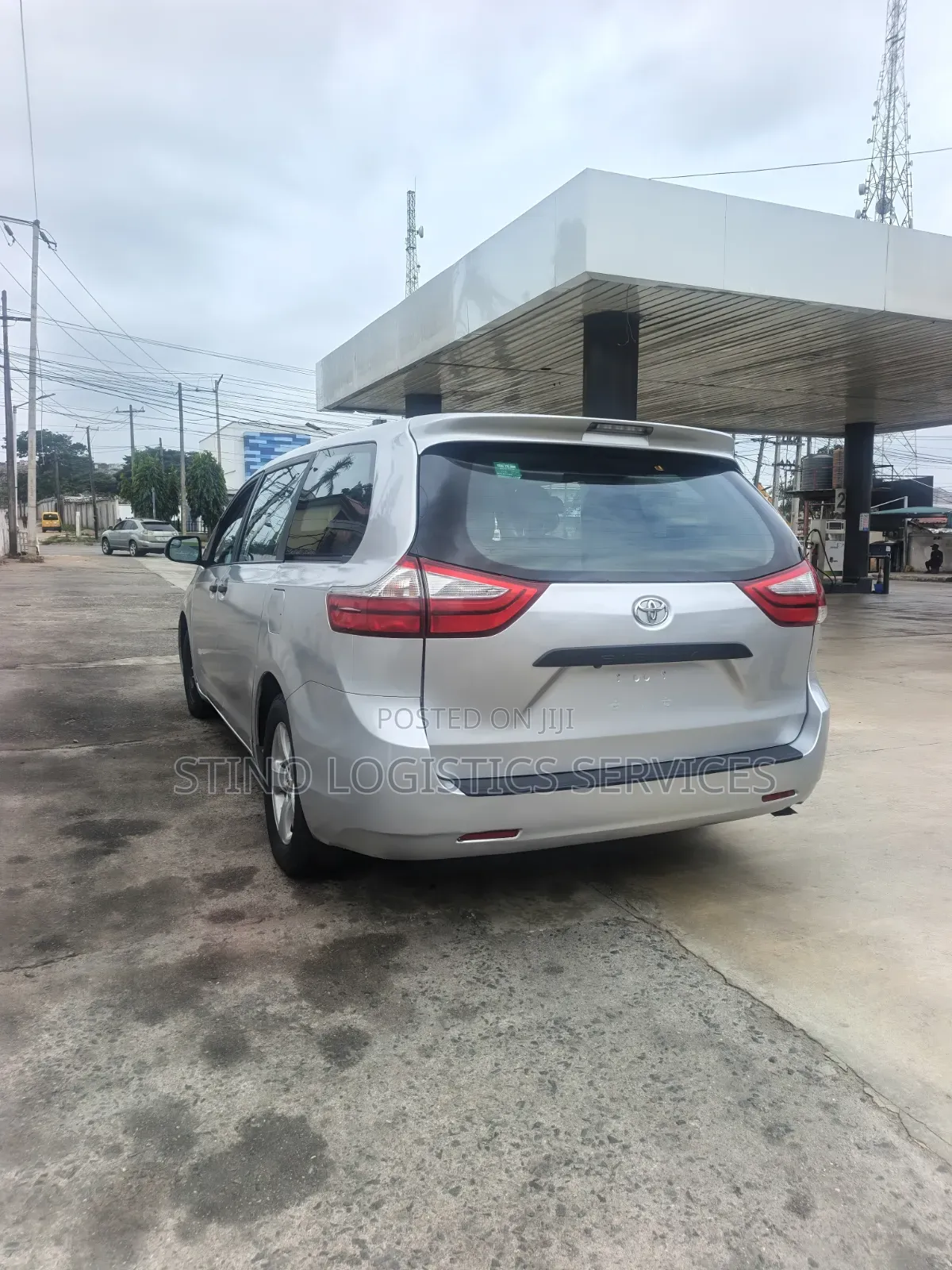 Toyota Sienna 2015 Silver