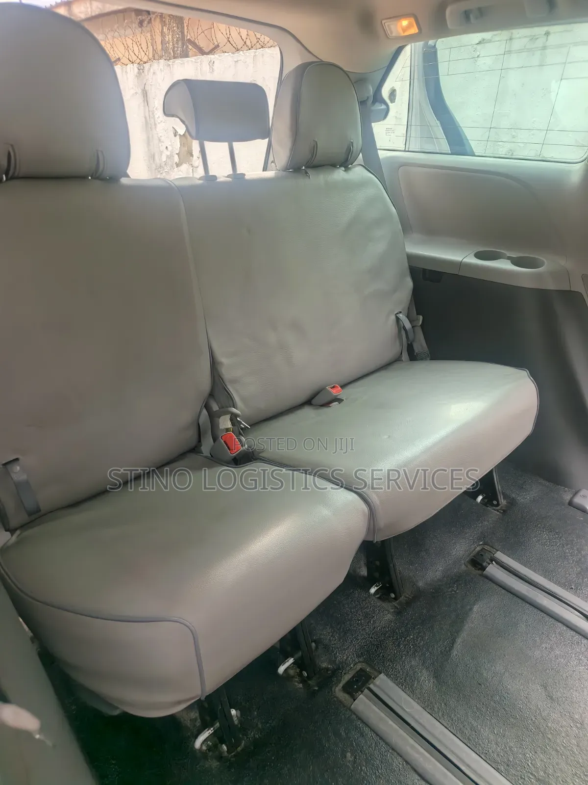 Toyota Sienna 2015 Silver