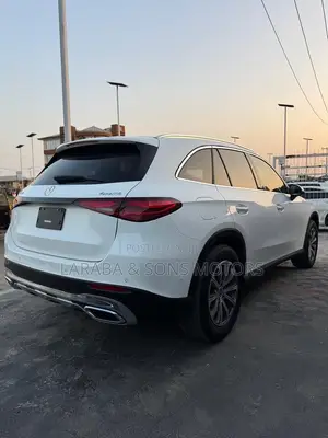 Mercedes-Benz GLC-Class GLC 300 2025 White