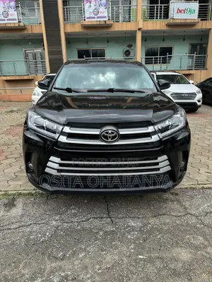 Toyota Highlander XLE V6 4x4 (3.5L 6cyl 6A) 2016 Black