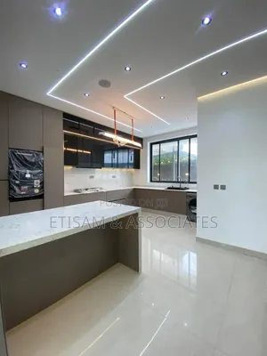 Furnished 6bdrm Duplex in In Secured Access for sale