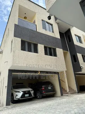 5bdrm Townhouse/Terrace in Abijo Gra, Sangotedo for sale