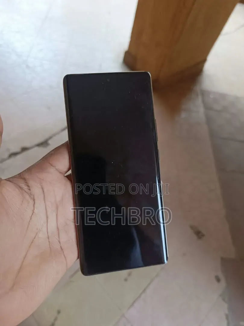 Tecno Spark 20 Pro Plus 256 GB Gold