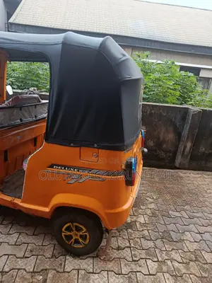 TVS 2021 Yellow