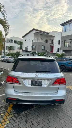 Mercedes-Benz GLE-Class GLE 400 4MATIC 2018 Silver