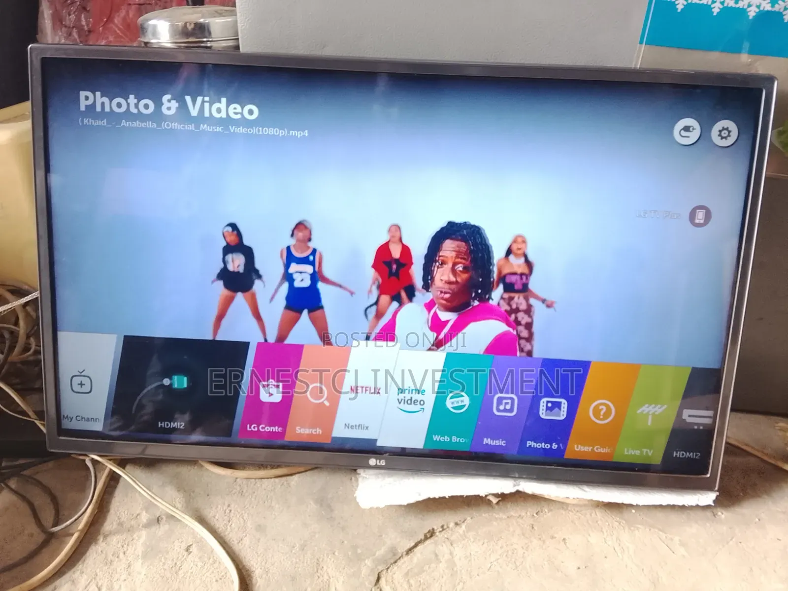 32inches Smart TV LG