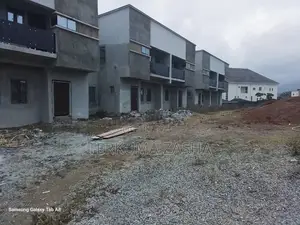 3bdrm Townhouse/Terrace in Lifecamp for Sale