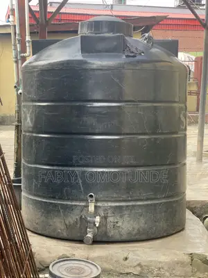Barely Used 1500 Liters Water Thank