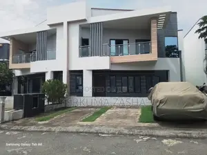 3bdrm Duplex in Hall 7, Mbora for sale