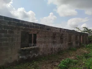 4bdrm Apartment in Kemsan Estate, Ibadan for sale