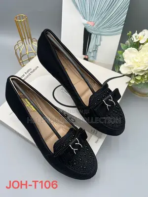 Ladies Flat Shoe for School and Office Use